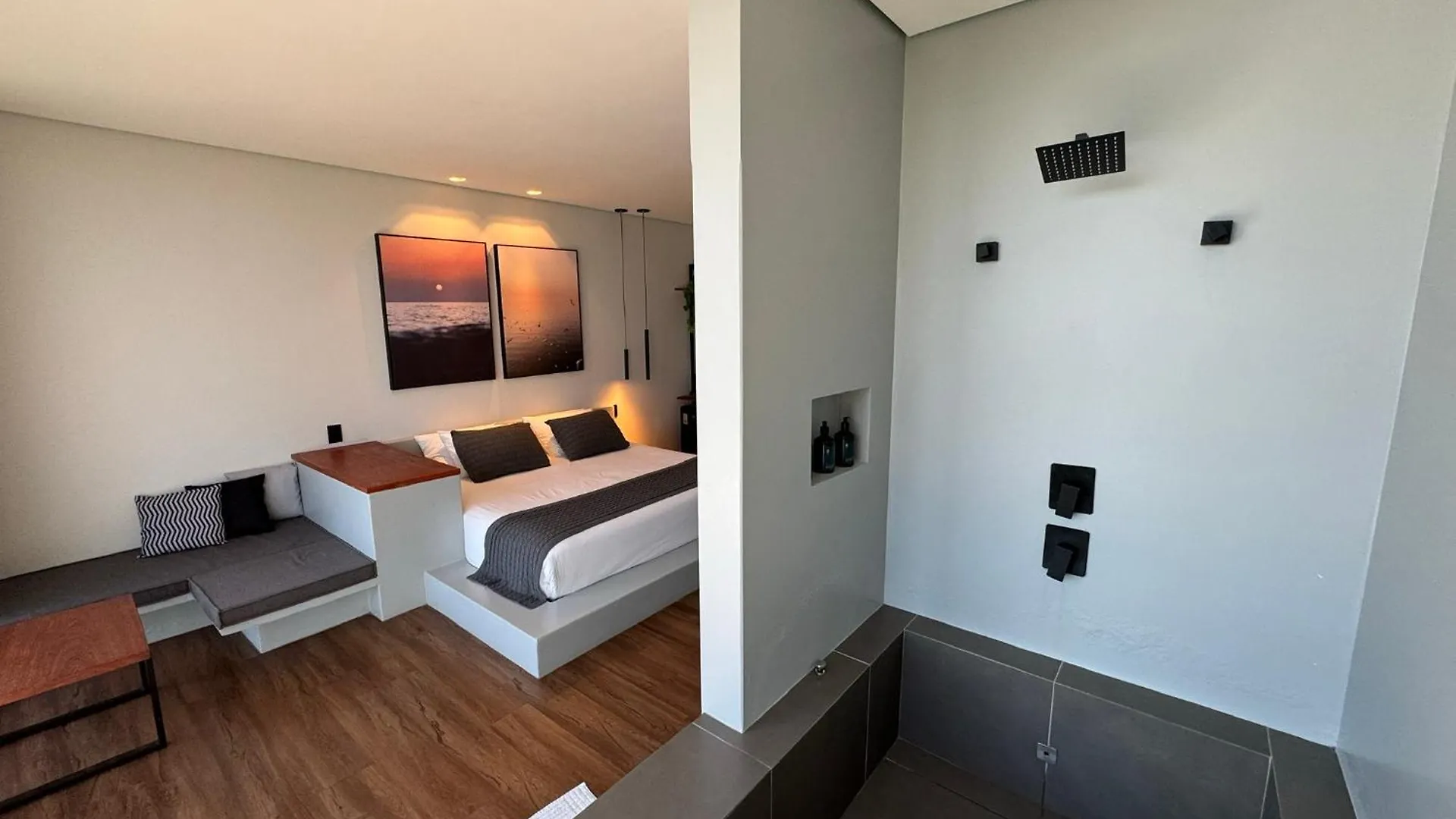 Lagoon Suites E Gastronomia Laguna Brazil